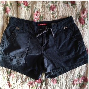 navy blue shorts